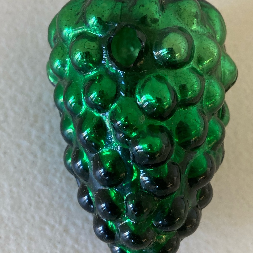 Antique German 3” Kugel Green Grapes Cluster Christmas Ornament Heavy Flaw - Picture 5 of 7